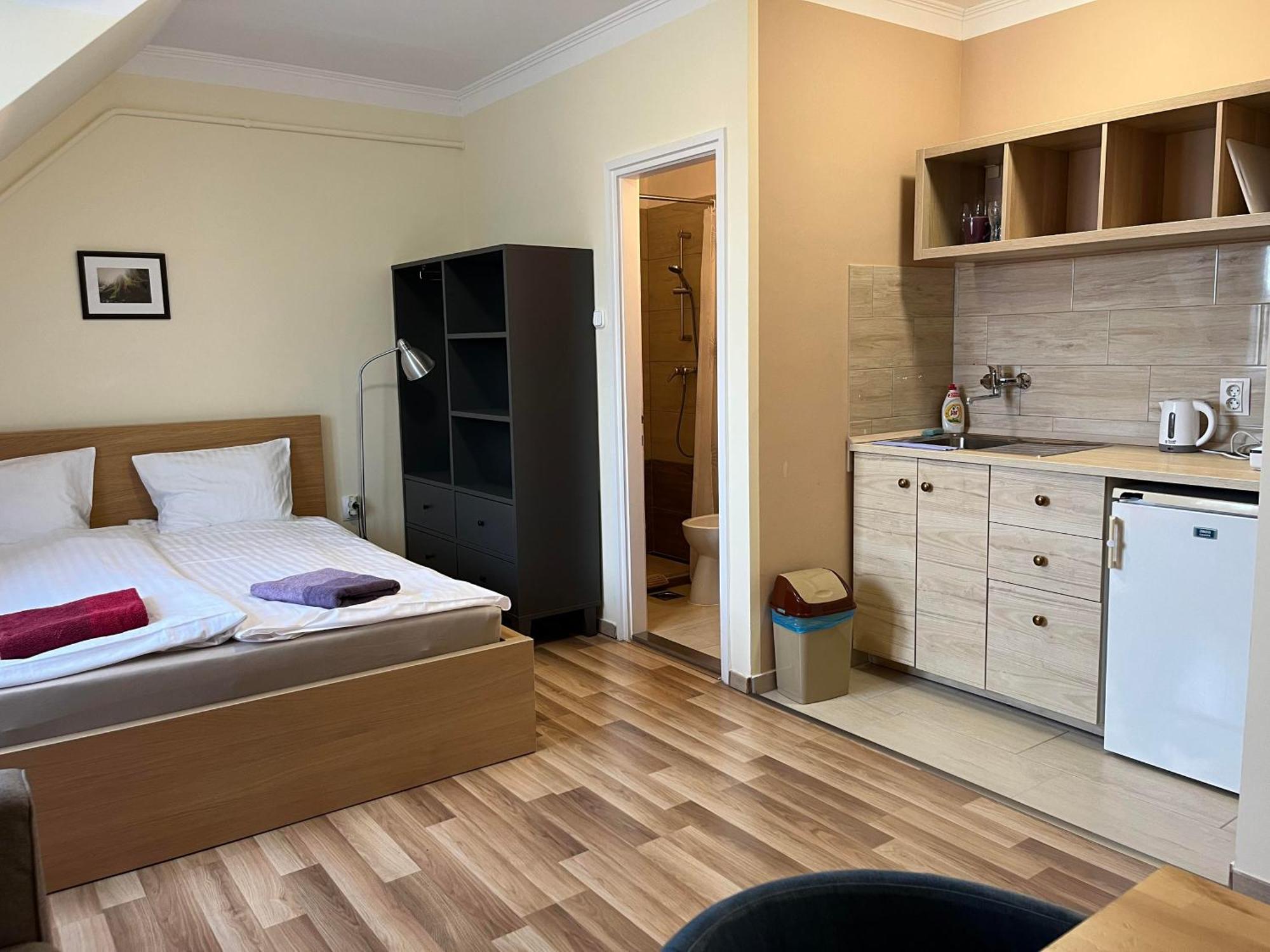 Petoefi Vendeghaz Hotel Eger Buitenkant foto