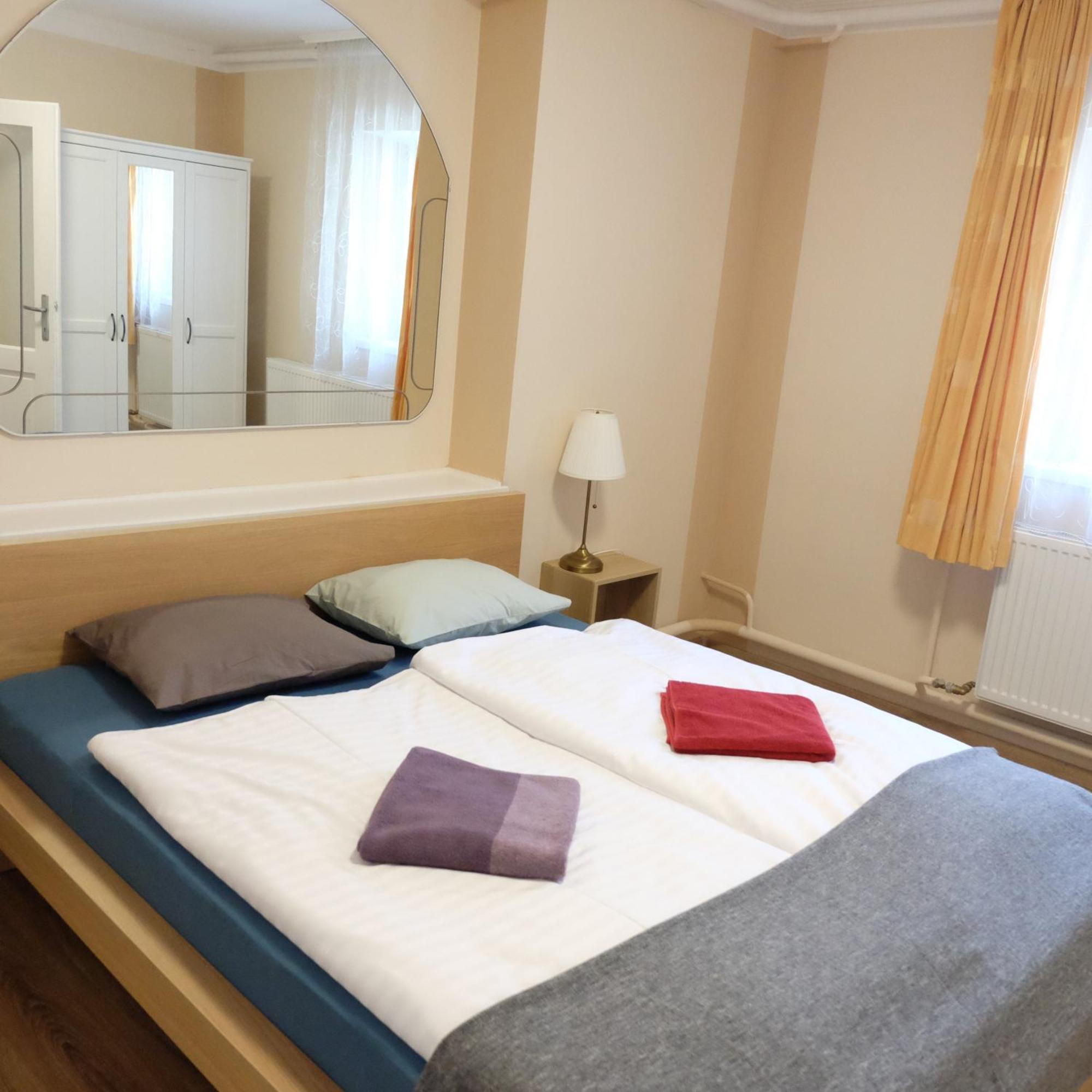 Petoefi Vendeghaz Hotel Eger Buitenkant foto